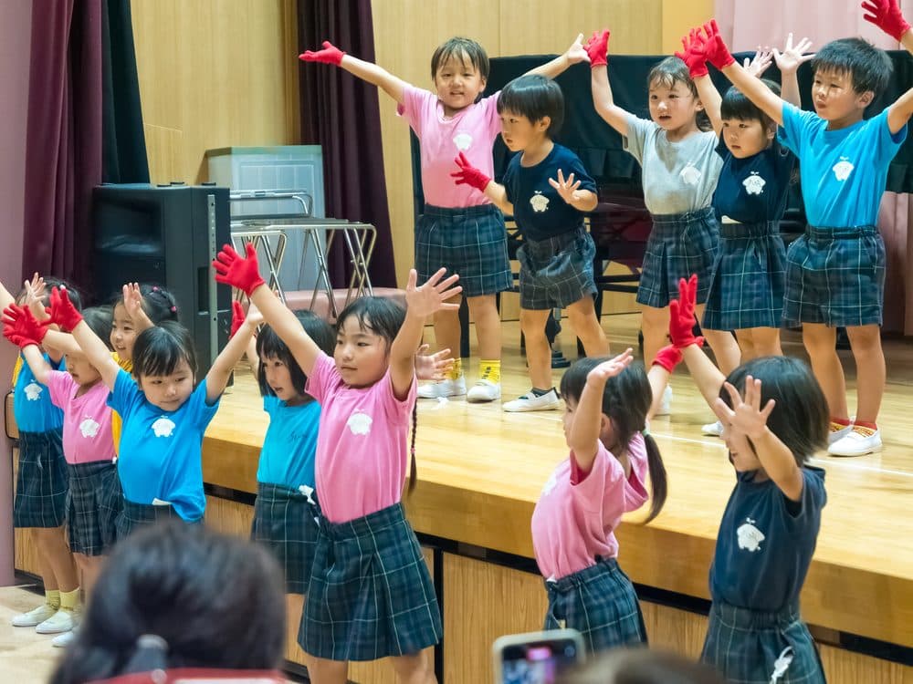 夏の行事「祖父母参観」の様子