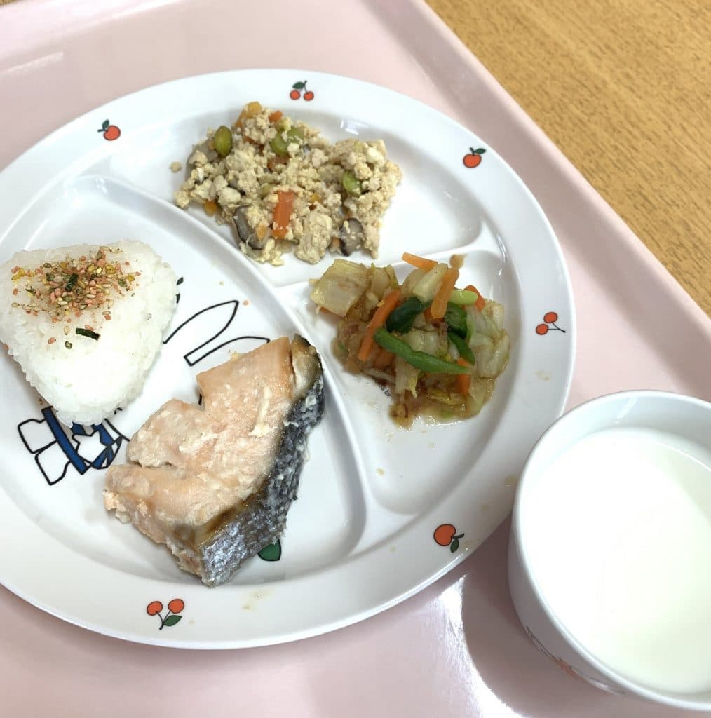 12/7の給食