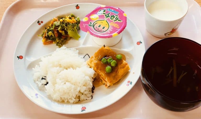 12/4の給食